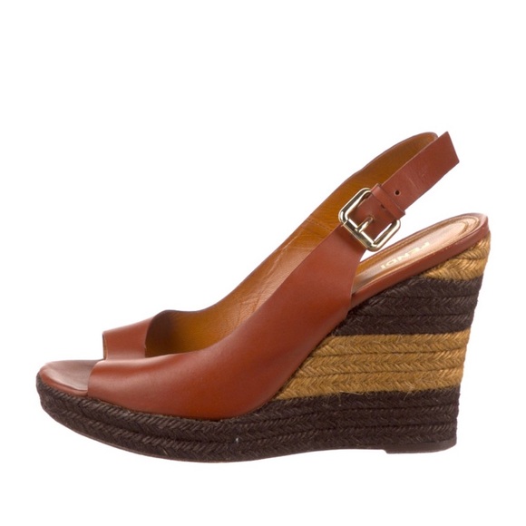 AUTHENTIC FENDI LEATHER ESPADRILLES - Picture 4 of 5